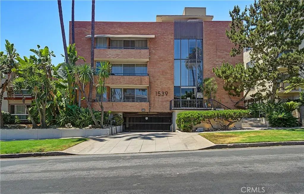 1539 Laurel Avenue 202, Los Angeles