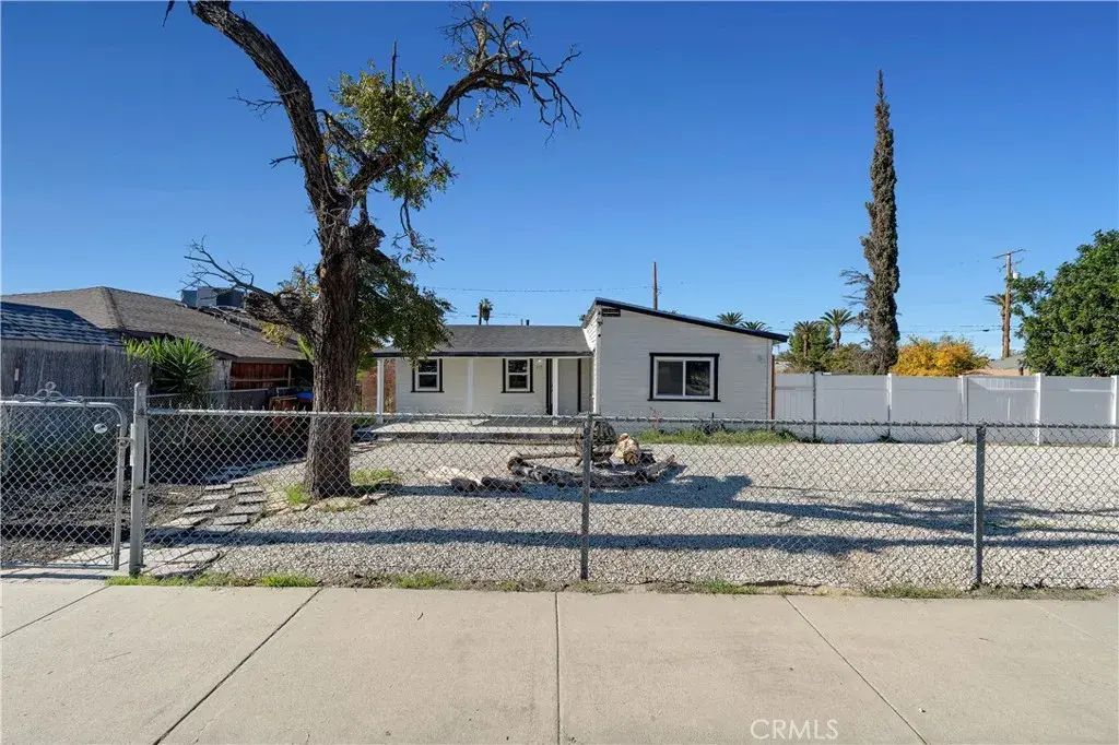 415 N Santa Fe, Hemet