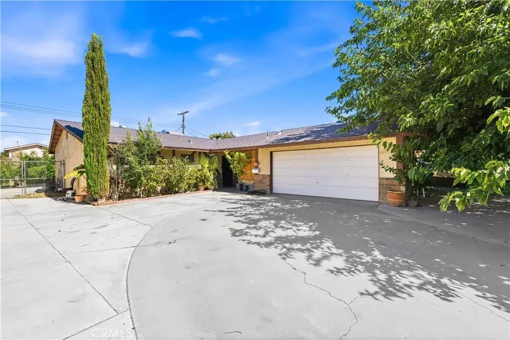 38442 3rd St E East, Palmdale