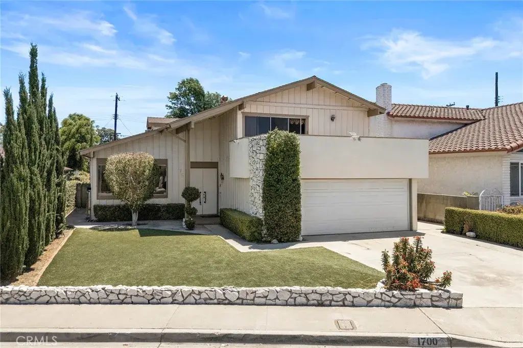 1700 S Carnelian Street, Anaheim