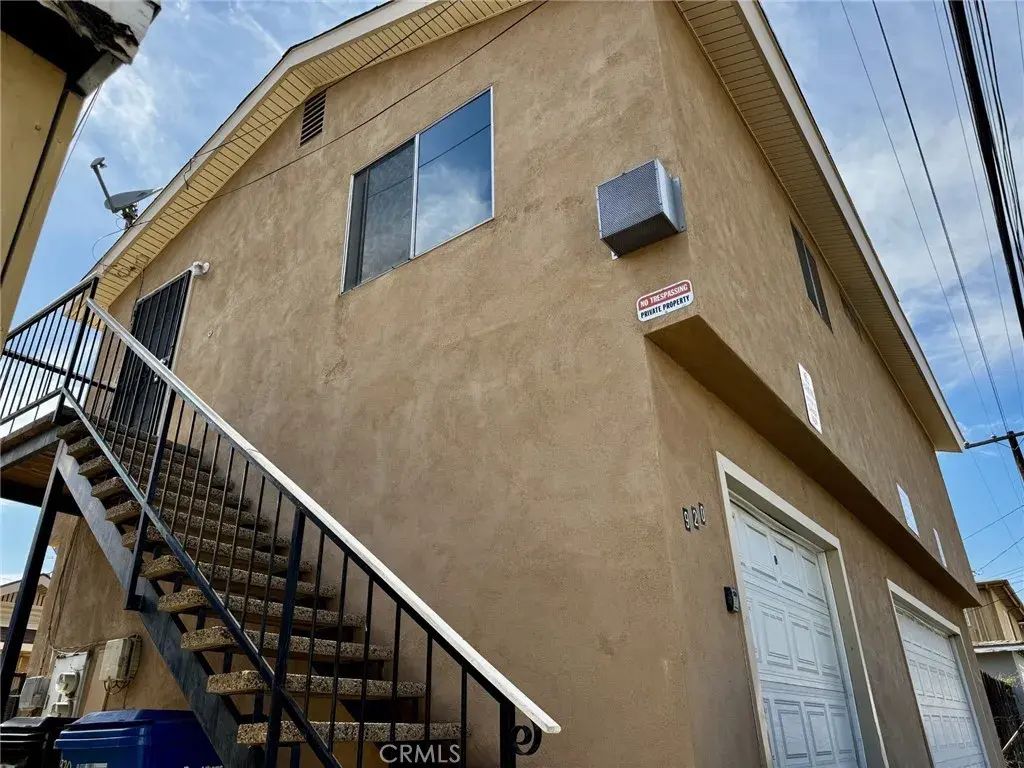920 N Alameda Avenue, Azusa