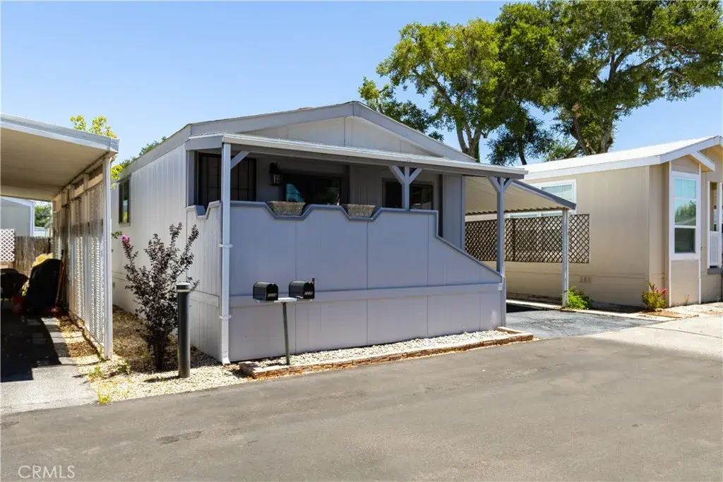 1215 El Camino Real 61, Atascadero