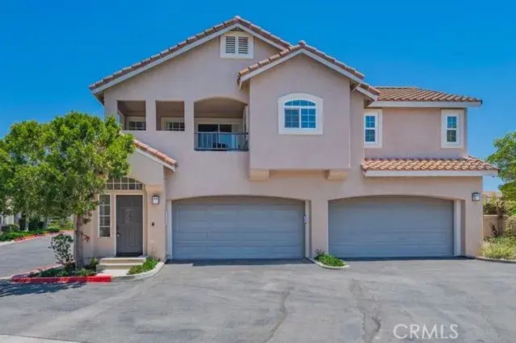 2310 Cascade, Tustin