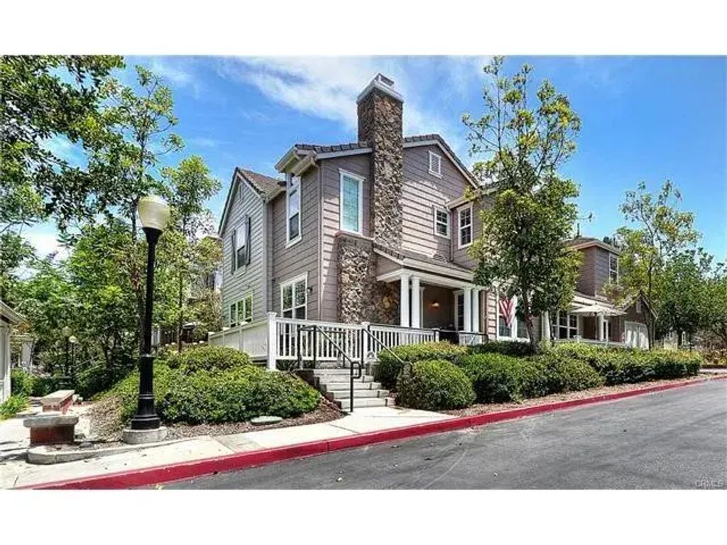 55 Ellsworth Street 27, Ladera Ranch