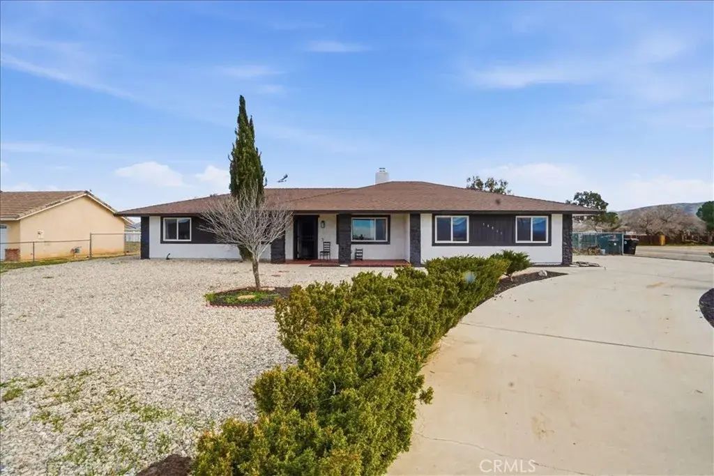 10911 Caribou Avenue, Apple Valley