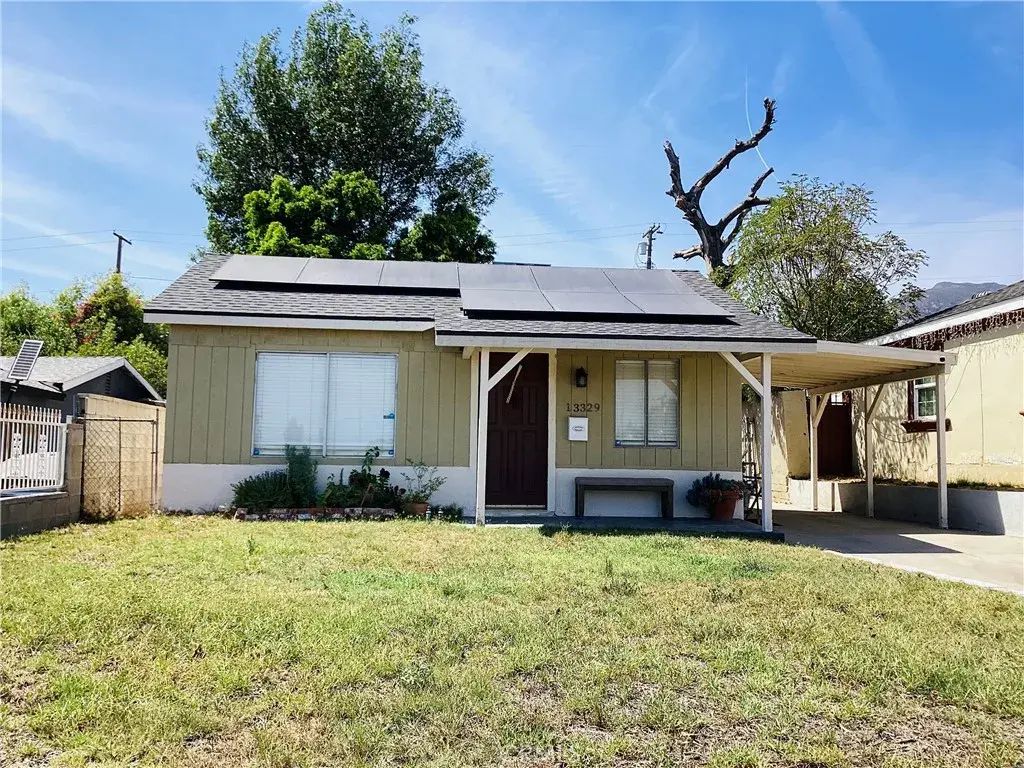 13329 Herron Street, Sylmar