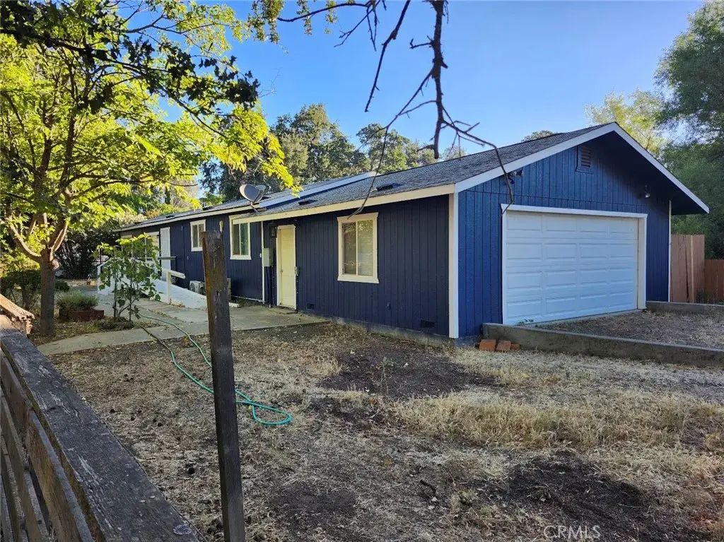 3770 Oakland Avenue, Clearlake