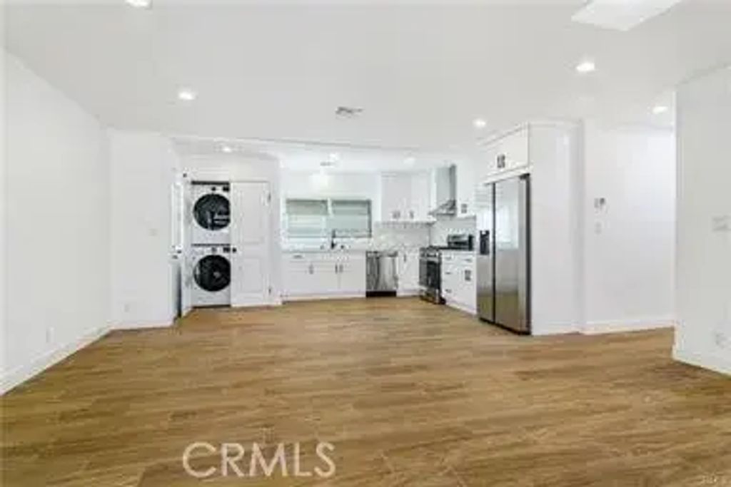 5706 Burnet Avenue, Van Nuys