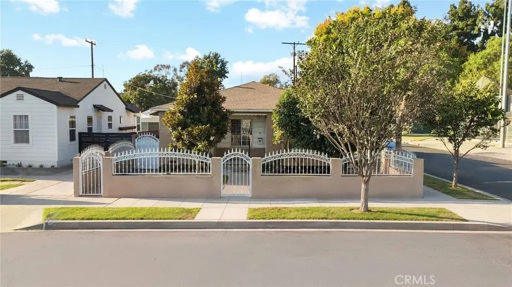 331 E 65th, Long Beach