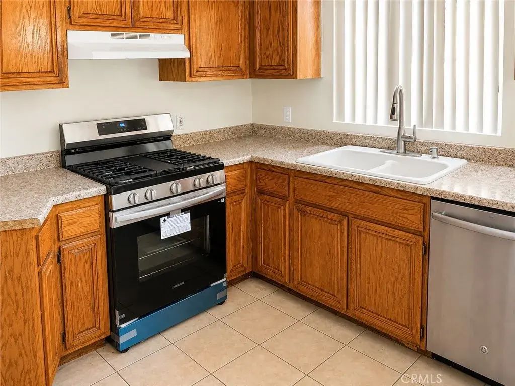 715 S Walnut Avenue 3, Brea