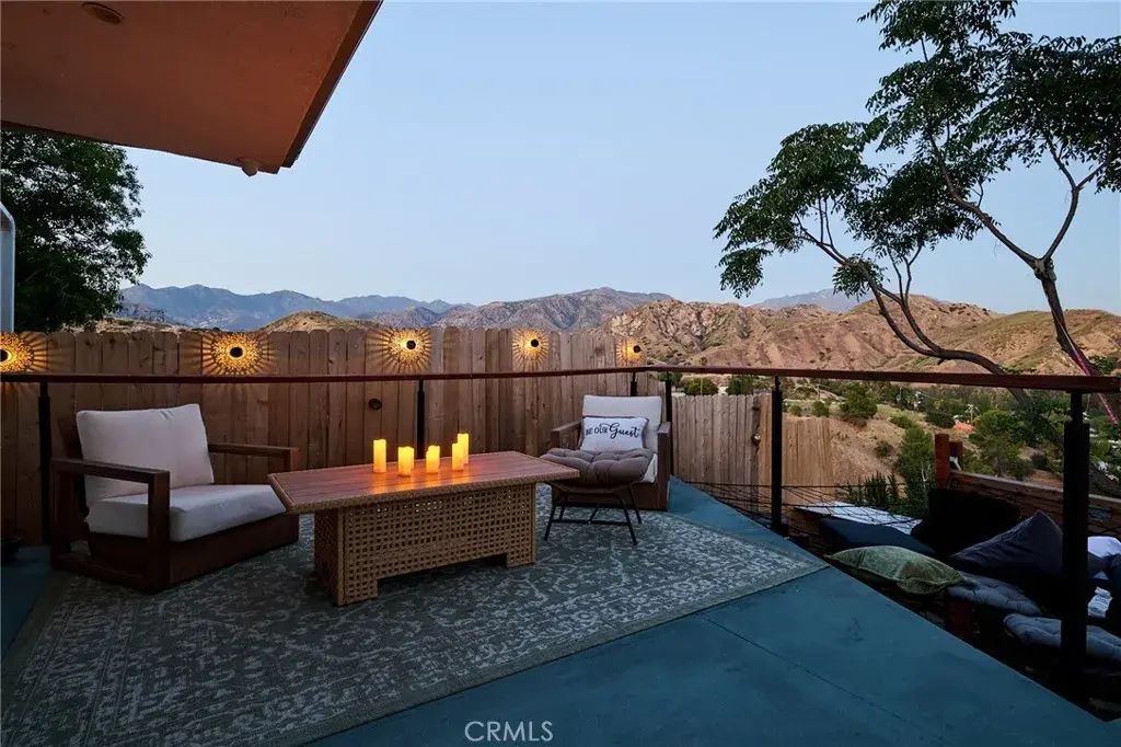 12000 Mountain View, Lakeview Terrace
