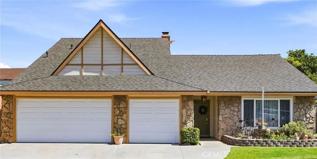 8821 Tamarisk, Westminster