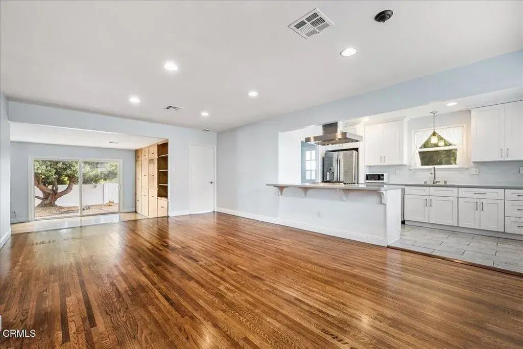 2701 Jolley Drive, Burbank
