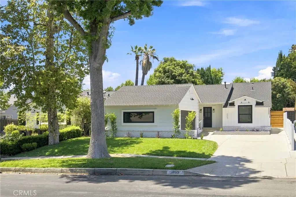 6053 Atoll Avenue, Valley Village