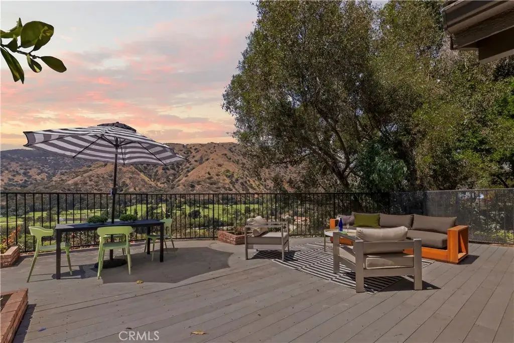 6313 Canterwood, La Verne