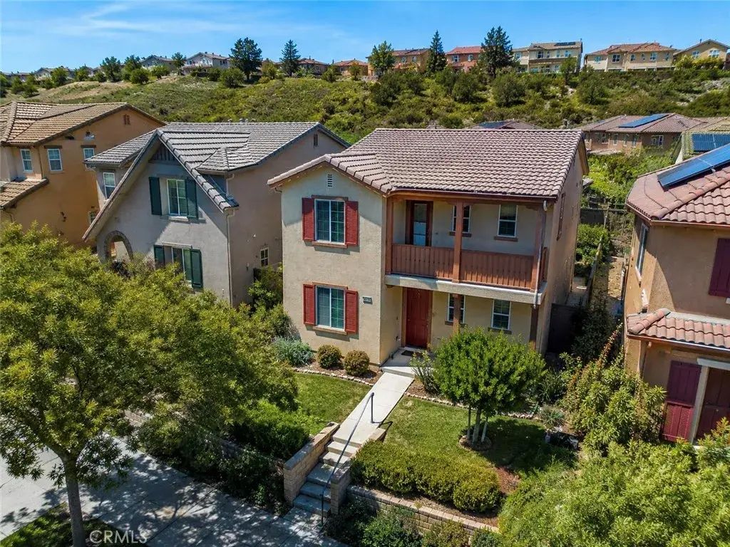 28417 Camino Del Arte Drive, Valencia