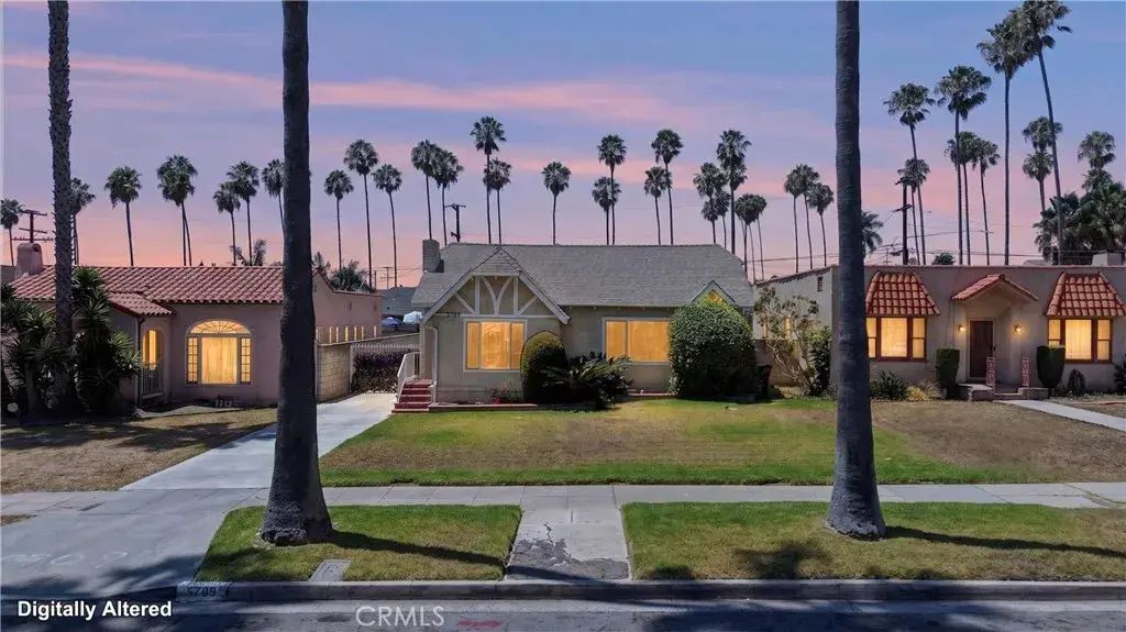 5709 S Harcourt, Los Angeles