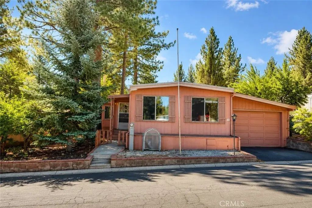 391 Montclair 163, Big Bear City