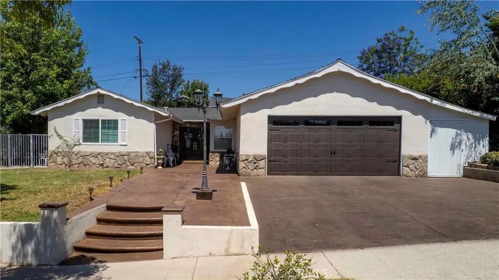 13055 Shenley, Sylmar