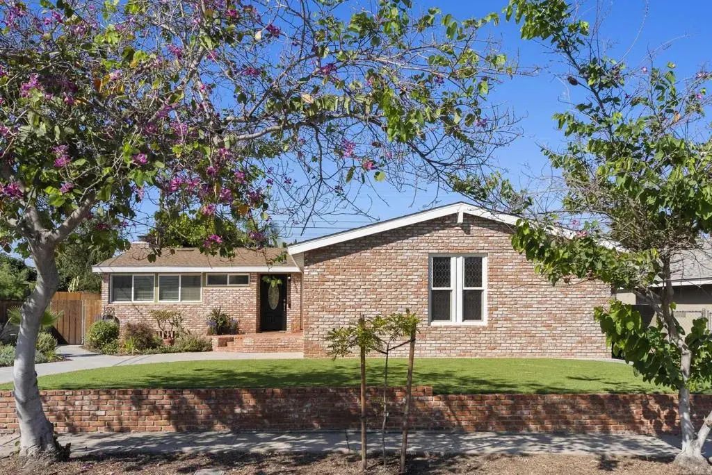 5551 Gala Avenue, 