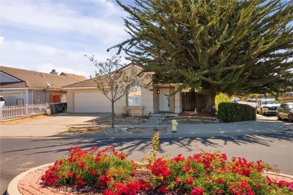 2208 Pullman Avenue, Santa Maria