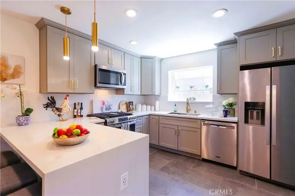 2516 E Quincy, Orange
