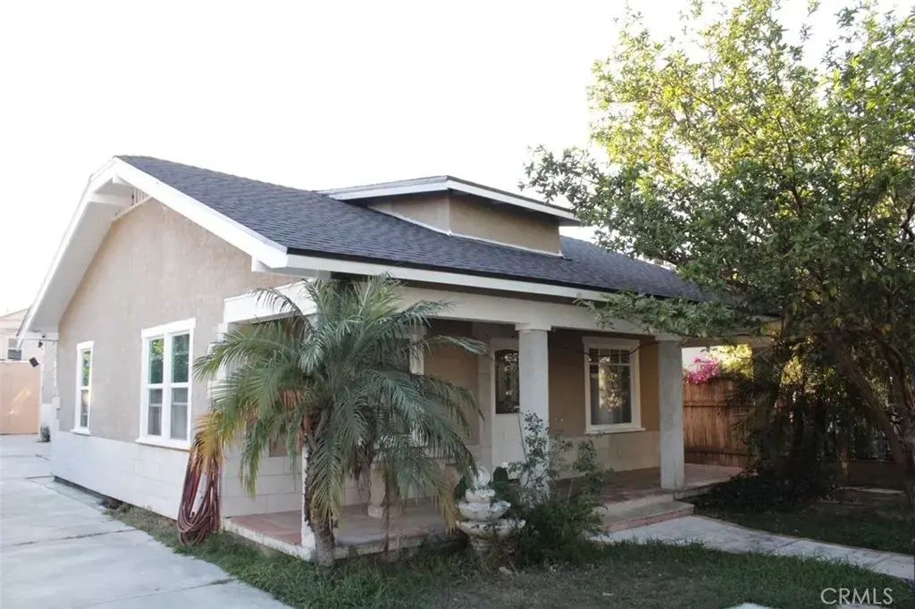 1467 Walnut Ave, Long Beach