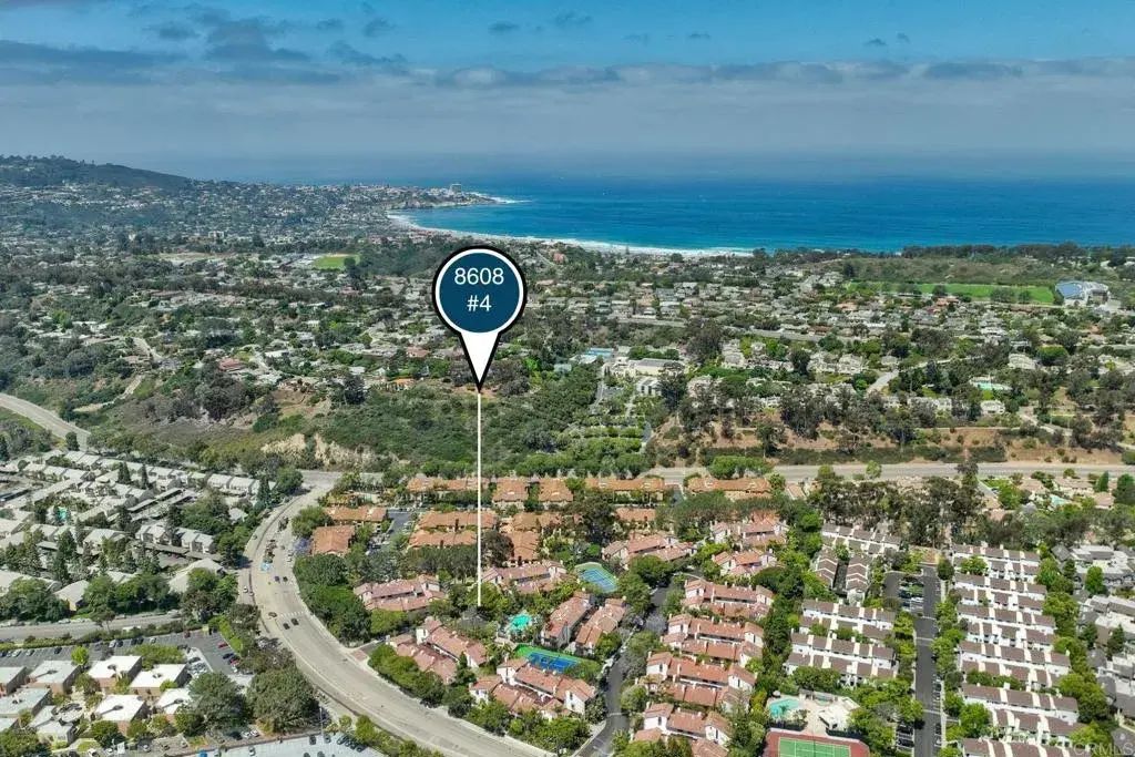 8608 Villa La Jolla Drive 4, La Jolla