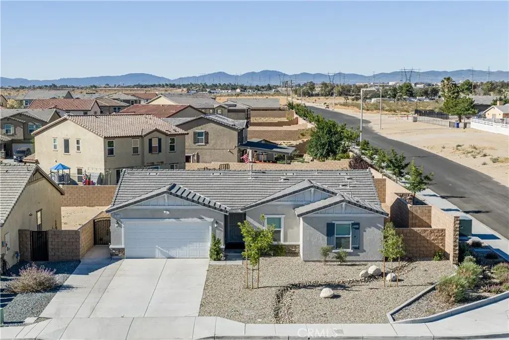13711 Asprey Road, Victorville