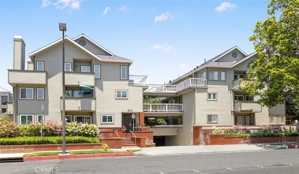 961 E California Boulevard 327, Pasadena