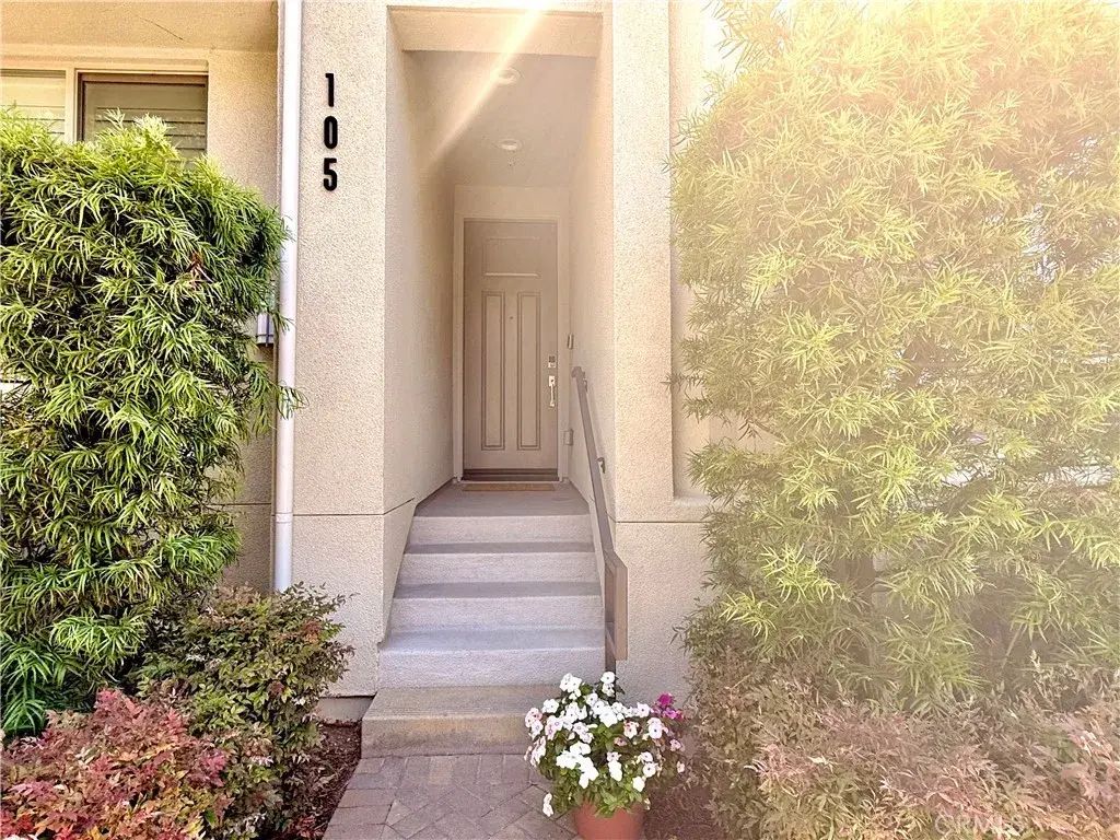 5550 Strand 105, Hawthorne