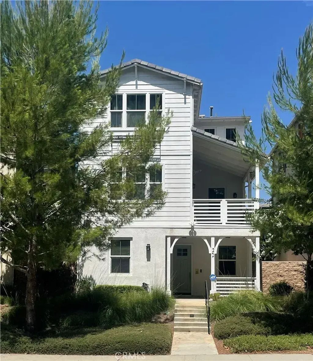 22 Noble, Pomona