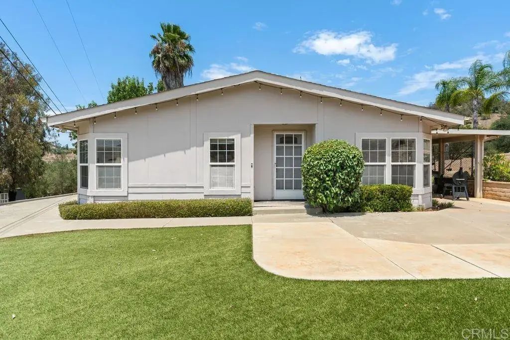 2051 Rainbow Glen Road, Fallbrook