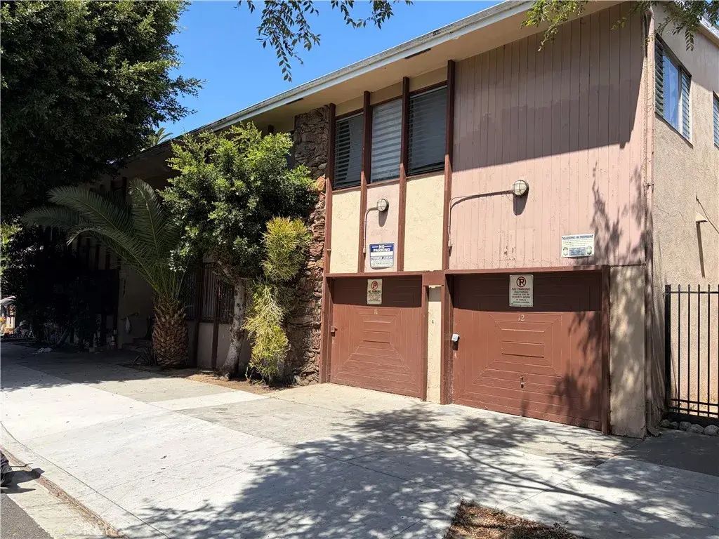 640 Elm Avenue 25, Long Beach