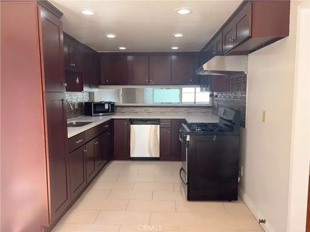 2519 Kansas 110, Santa Monica