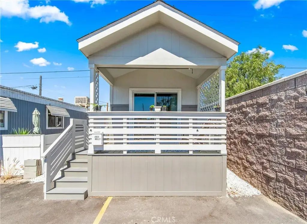 4925 Holly, Long Beach