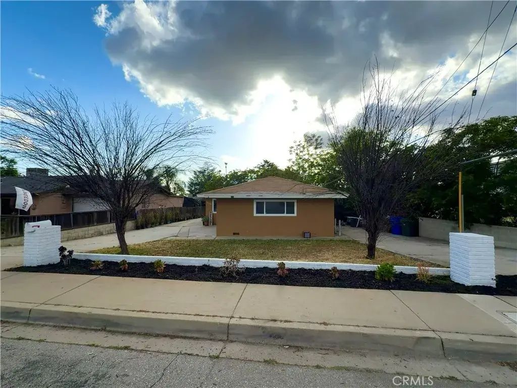12426 2nd, Yucaipa