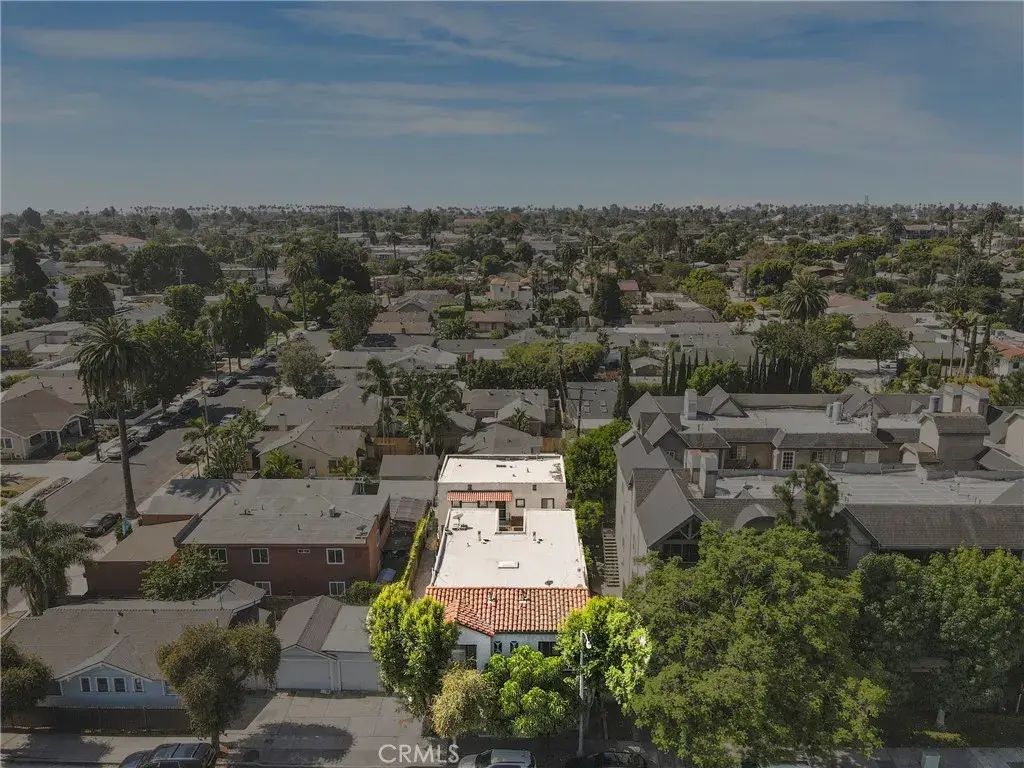 3822 E 7th Street, Long Beach