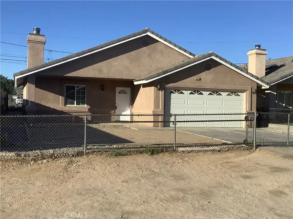 16493 Live Oak, Hesperia