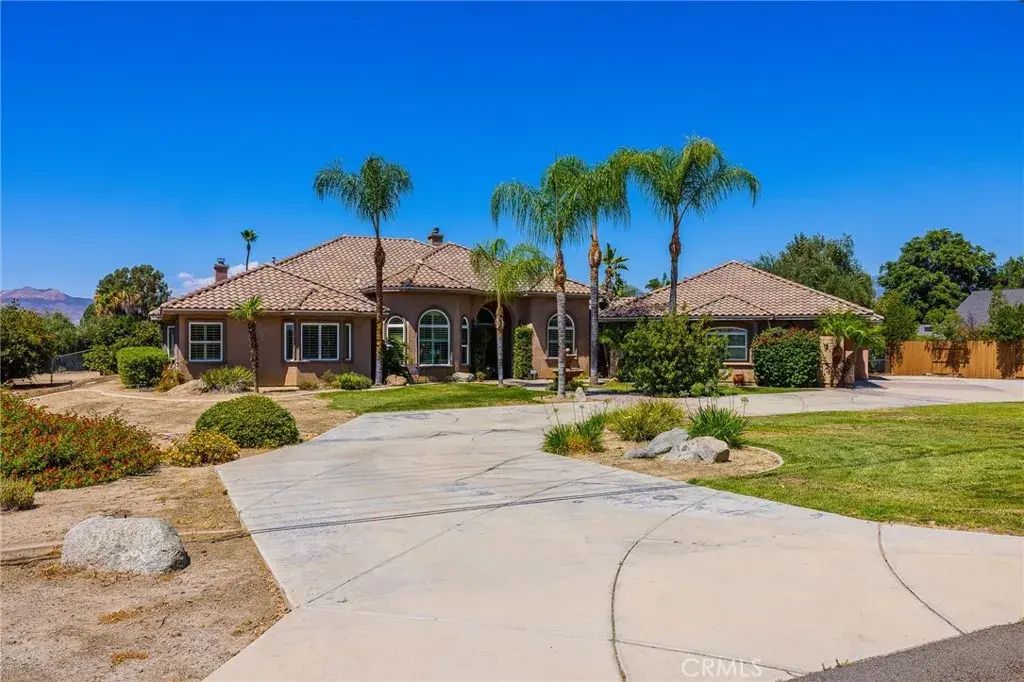 43000 Johnston, Hemet