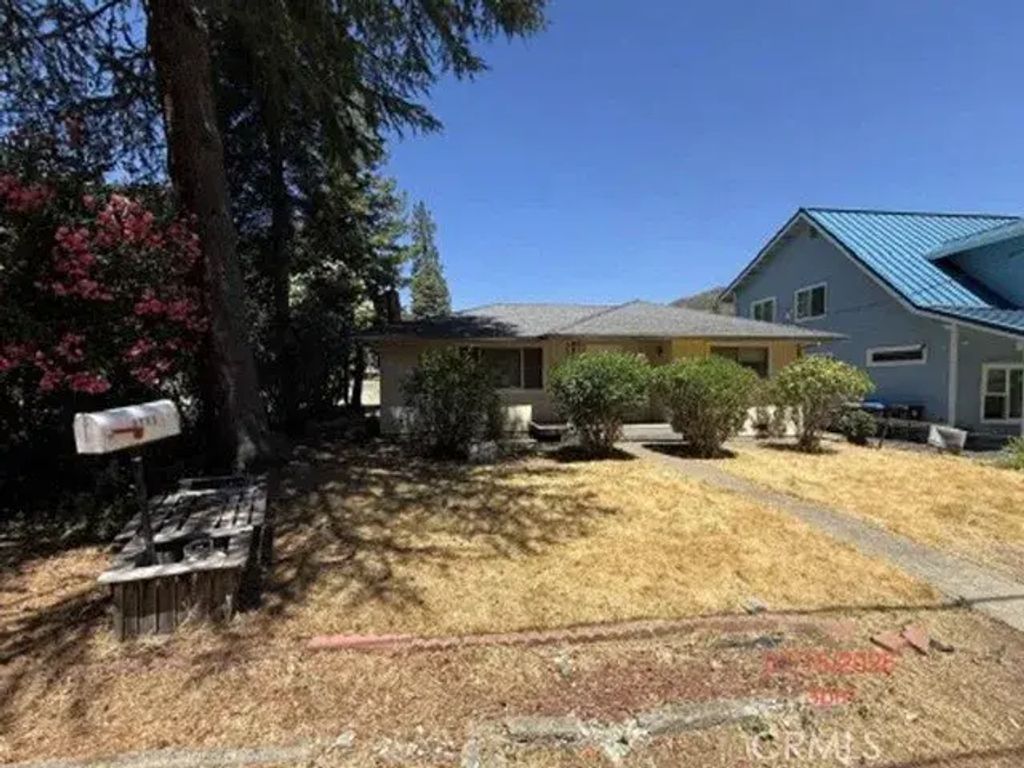 9805 Diane, Upper Lake