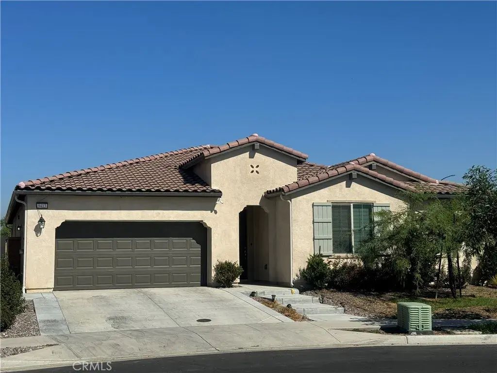9413 Venetian, Jurupa Valley