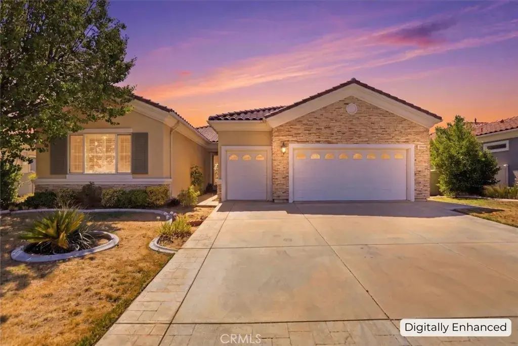 1745 Desert Almond, Beaumont