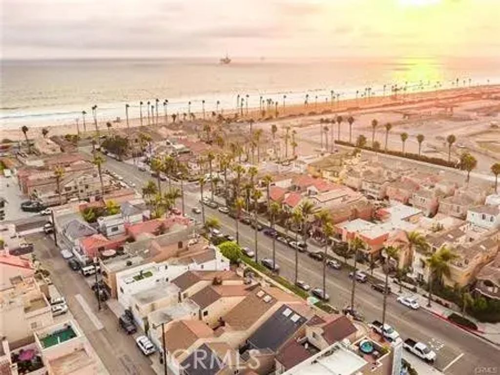225 20th, Huntington Beach