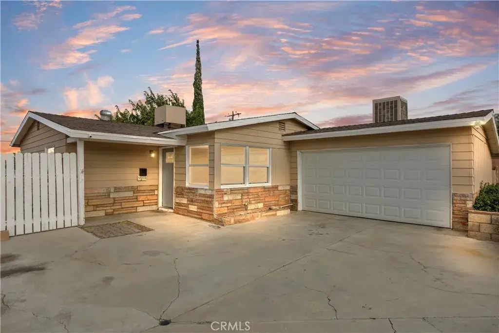 38808 Juniper Tree Road, Palmdale