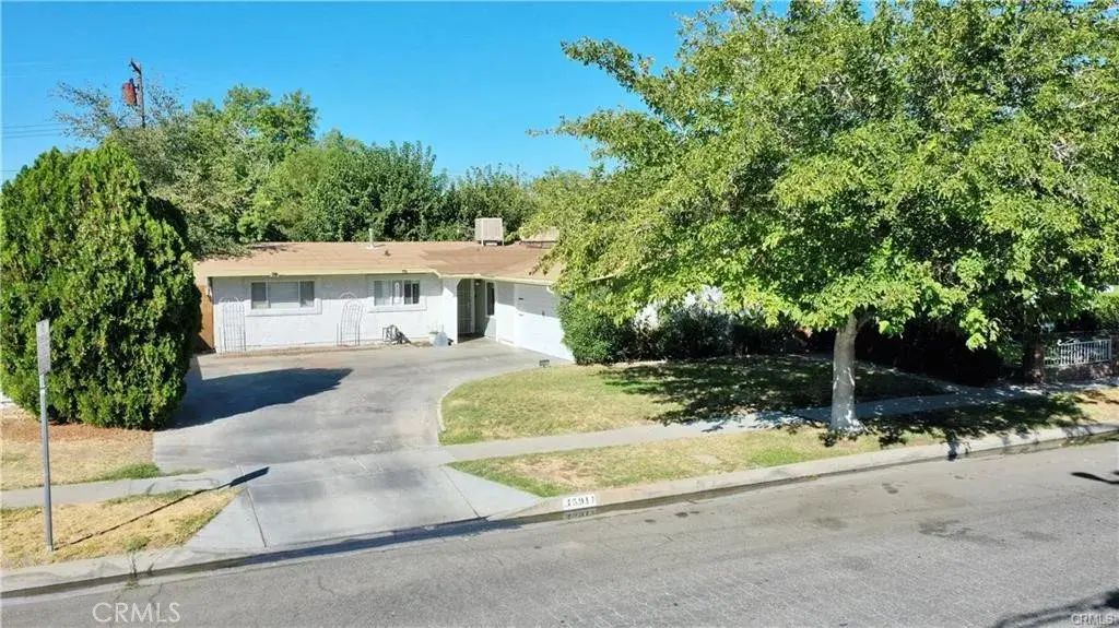 45911 Kingtree Avenue, Lancaster