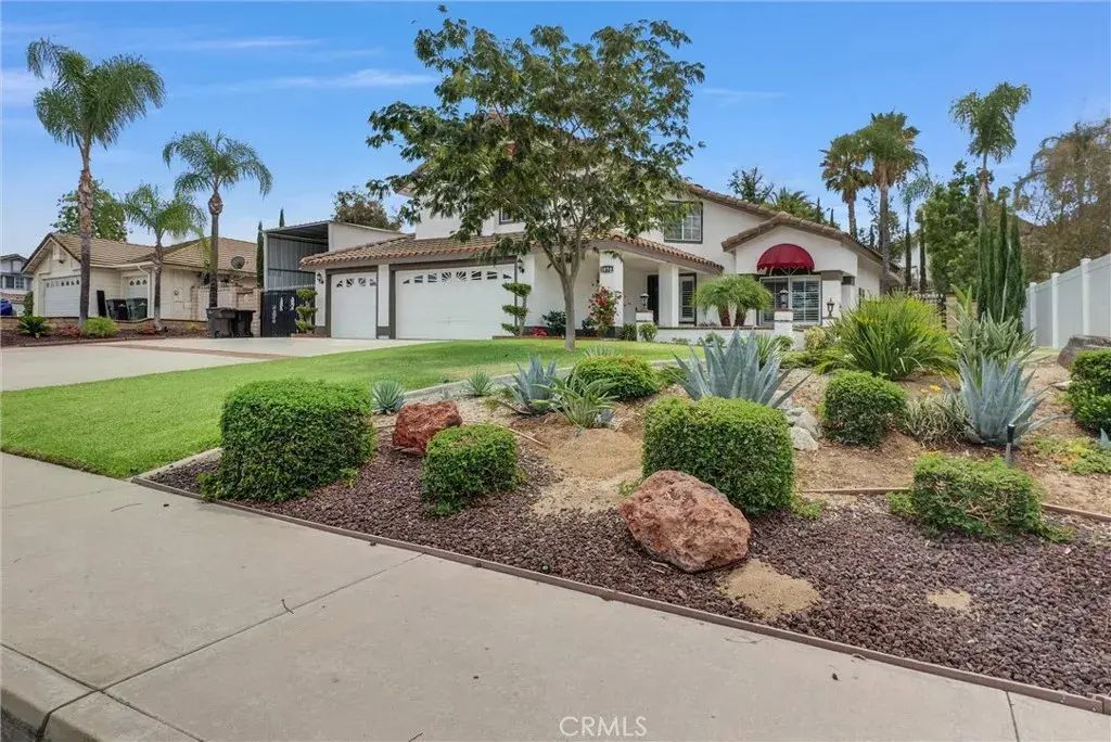 1070 Cannon Road, Riverside