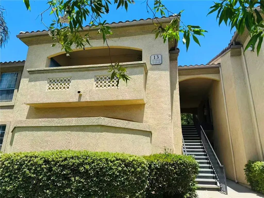 375 Central Avenue 125, Riverside