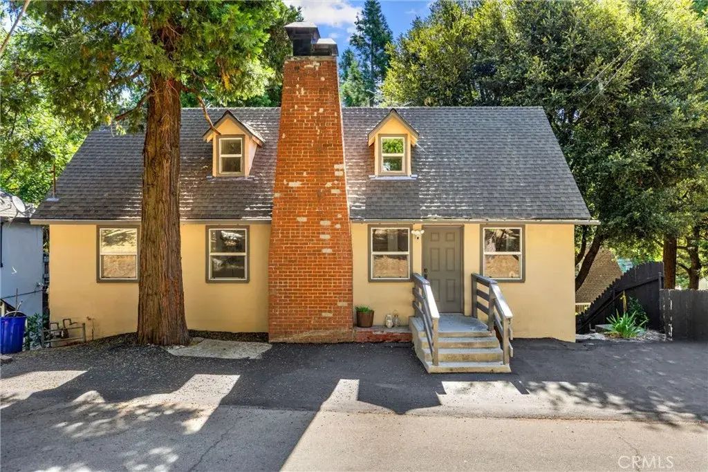 797 W Village, Crestline