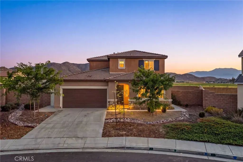 28356 Fressia Drive, Winchester